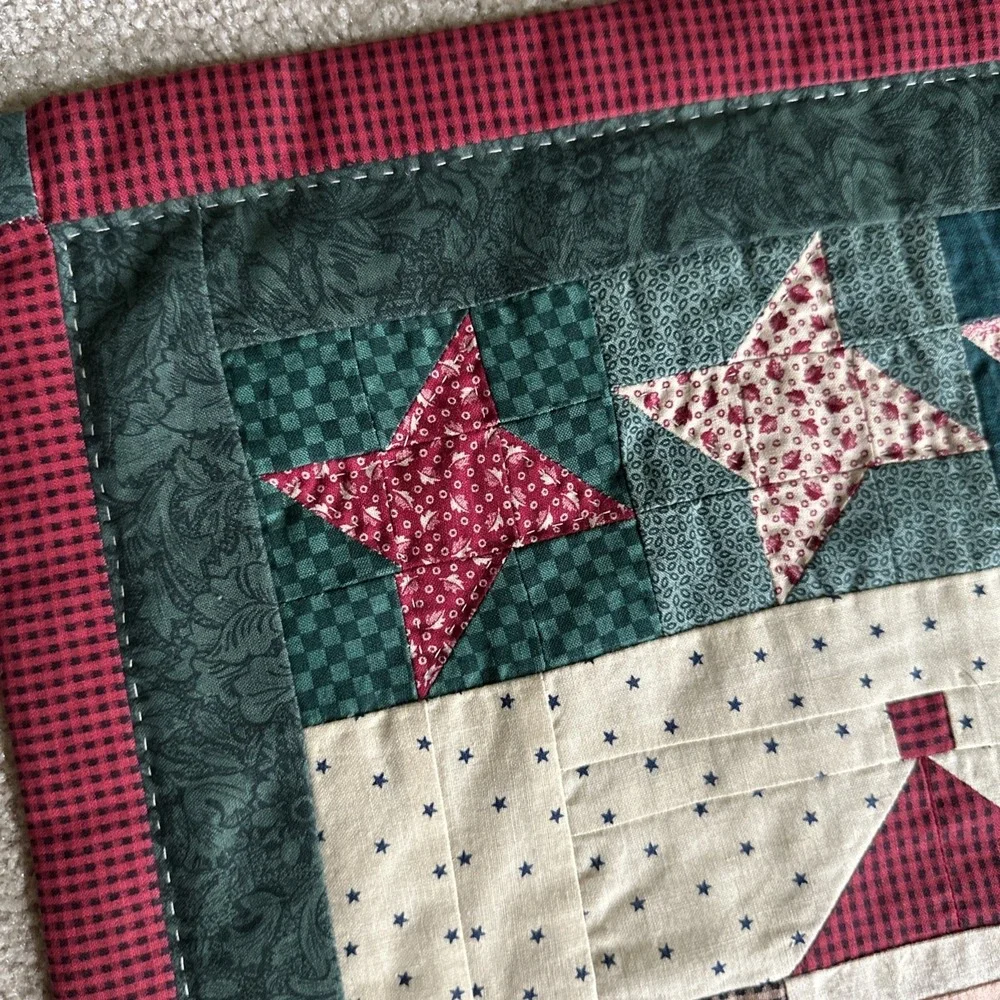 Handmade Patriotic Santa Christmas Quilt Wall Hanging Americana Country Farmhous